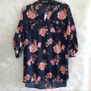 Rue 21 floral blue shirt size Large